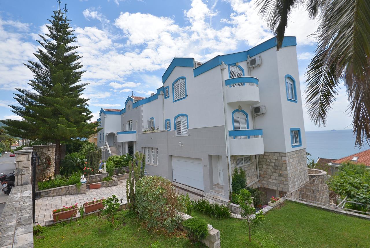 Hotel Vila Margot Herceg Novi Bagian luar foto